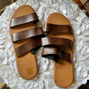 Shein Minimalist Slide Sandals. Color Brown. Size 10.